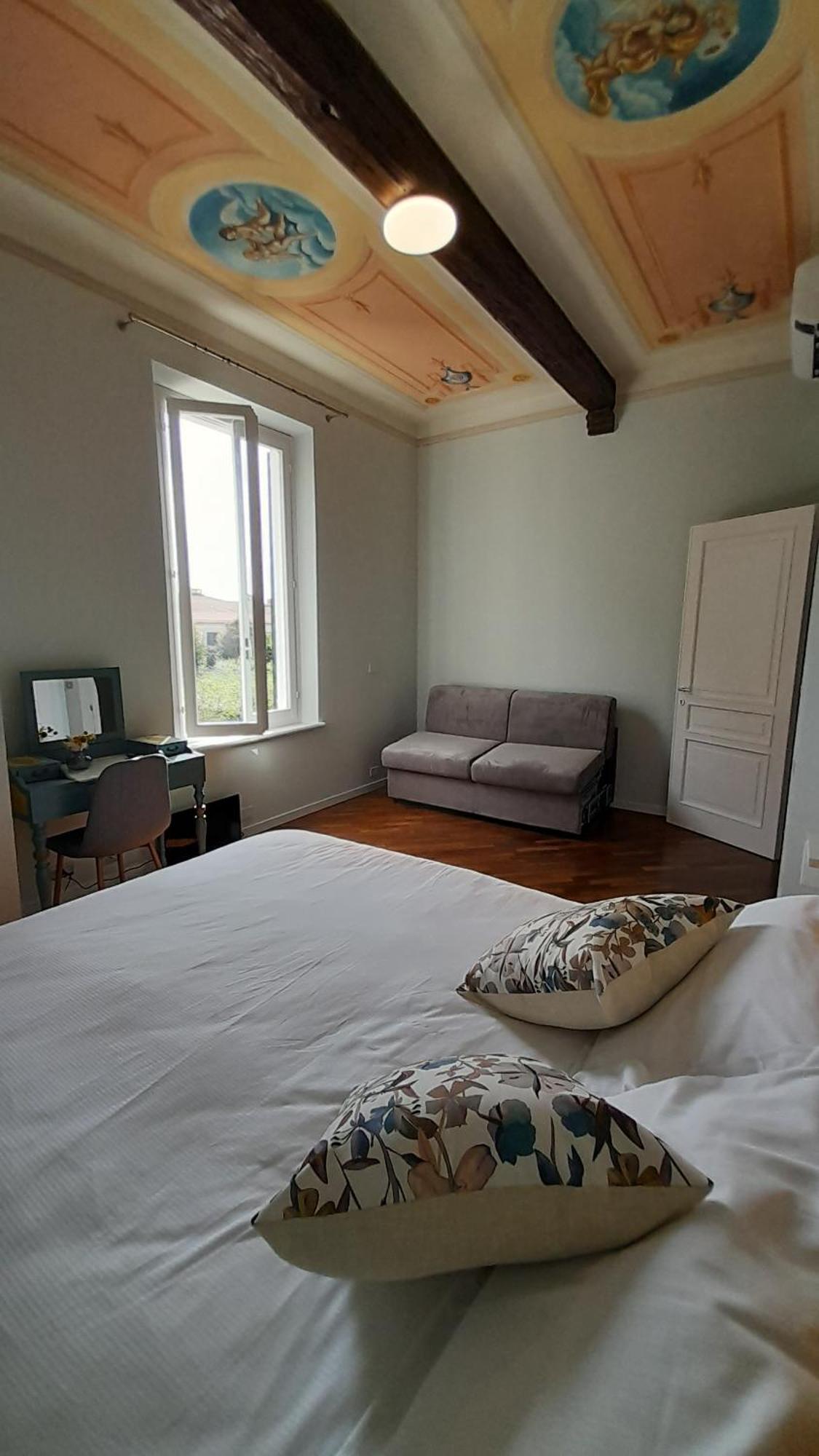 B&B Villa Sofora เรจโจเอมิเลีย ภายนอก รูปภาพ