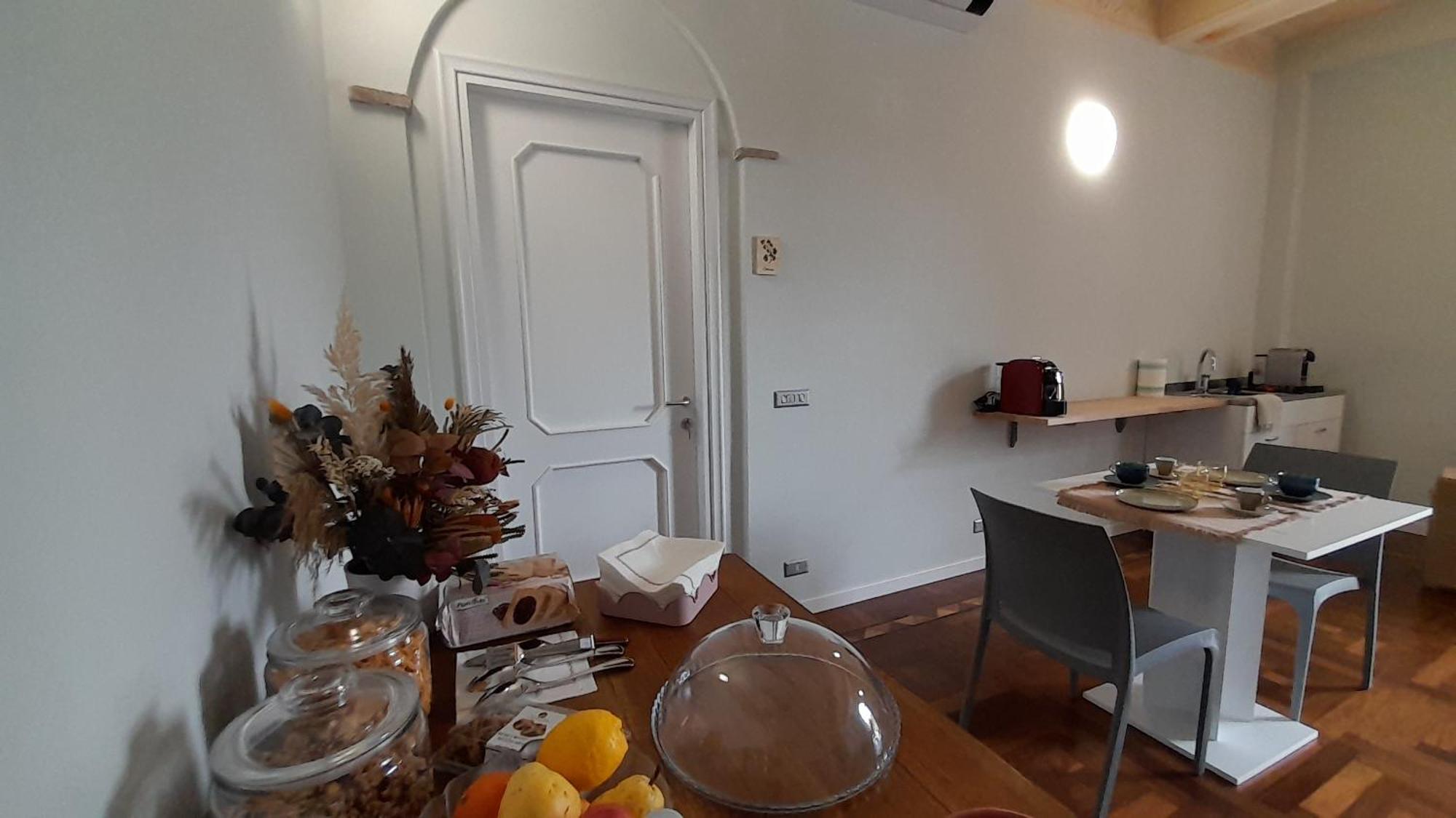 B&B Villa Sofora เรจโจเอมิเลีย ภายนอก รูปภาพ